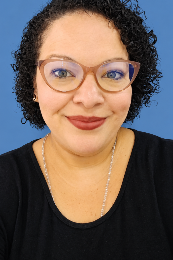 Amanda fundo azul